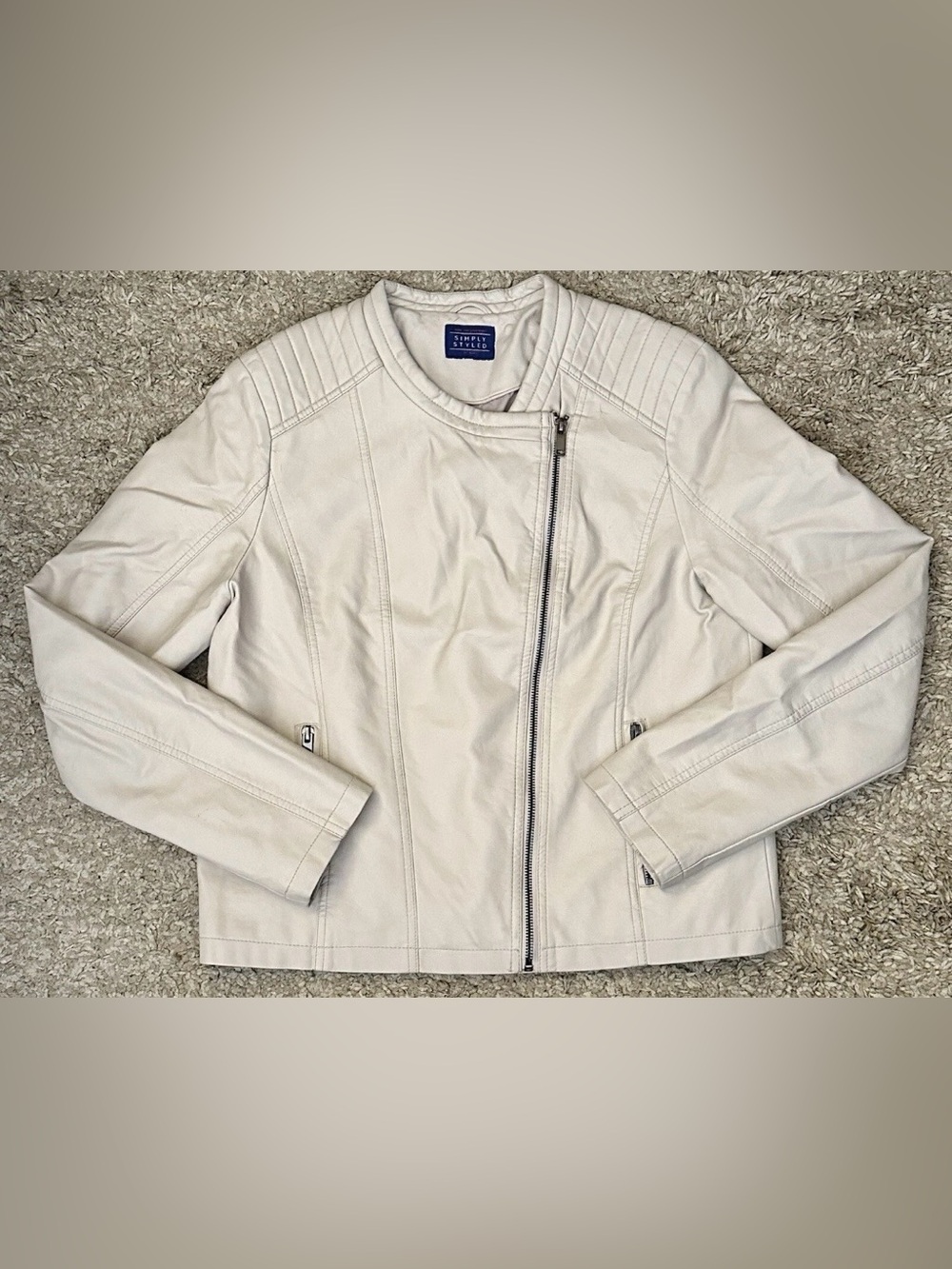 Simply Styled By Sears Women’s 39x23 Light Beige 2Pocket Slanted Full Zip Jacket